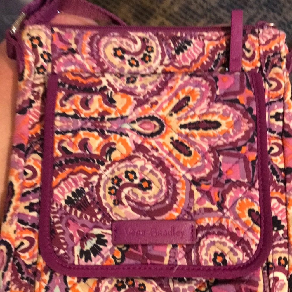 Vera Bradley purse purple small size great condition